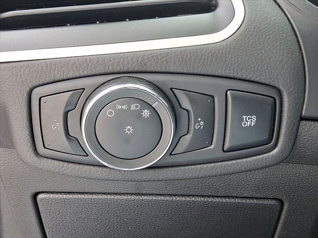 2022 Ford Edge SE