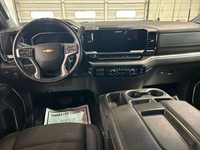 2025 Chevrolet Silverado 2500HD 4WD Crew Cab Standard Bed LT
