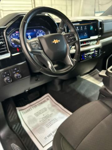 2025 Chevrolet Silverado 2500HD 4WD Crew Cab Standard Bed LT