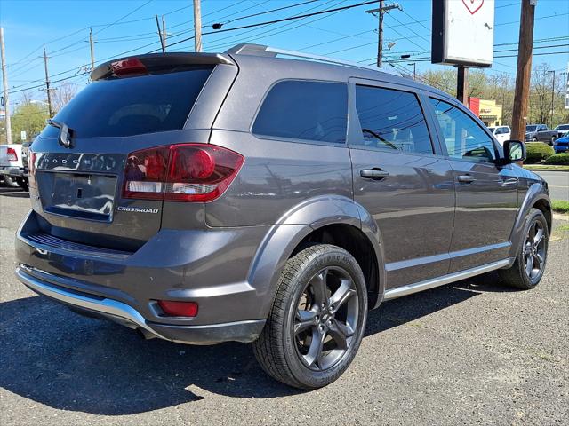 2020 Dodge Journey Crossroad