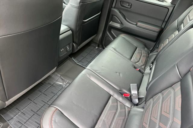 2026 Nissan Frontier Crew Cab Long Bed PRO-4X 4x4