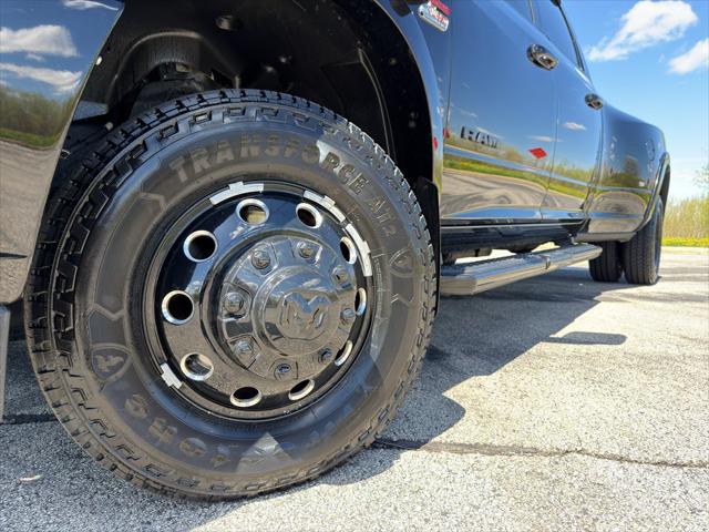 2023 Ram 3500 Limited Crew Cab 4x4 8' Box