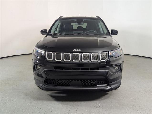2022 Jeep Compass Latitude FWD