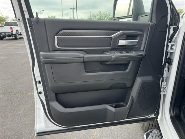 2026 Ram 3500 Lone Star Crew Cab 4x4 8' Box