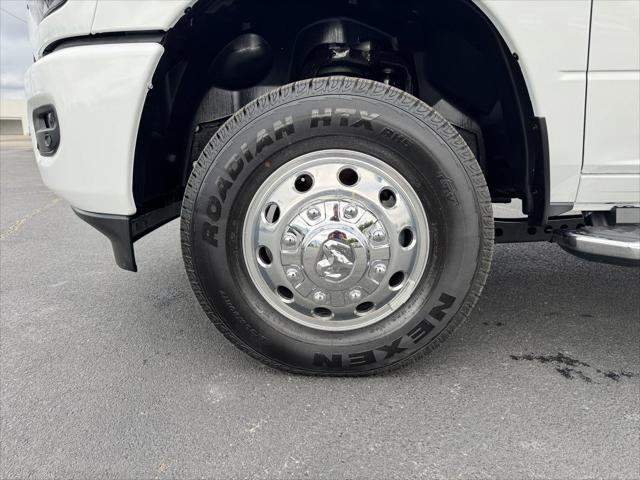 2026 Ram 3500 Lone Star Crew Cab 4x4 8' Box