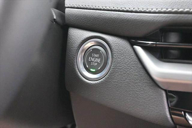 2024 Cadillac XT4 AWD Premium Luxury