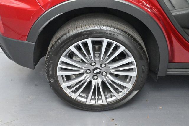 2024 Cadillac XT4 AWD Premium Luxury