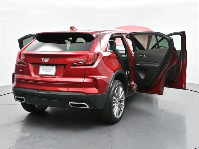 2024 Cadillac XT4 AWD Premium Luxury