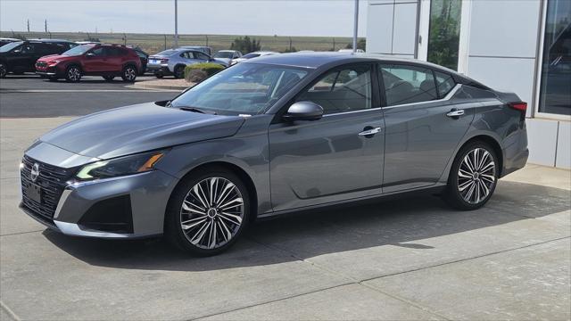 2023 Nissan Altima SL FWD