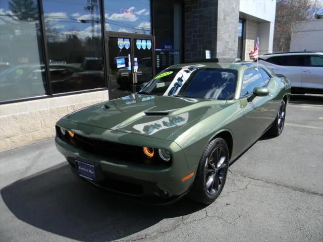 2022 Dodge Challenger SXT AWD