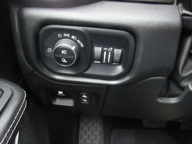 2025 Ram 1500 Laramie Crew Cab 4x4 5'7" Box