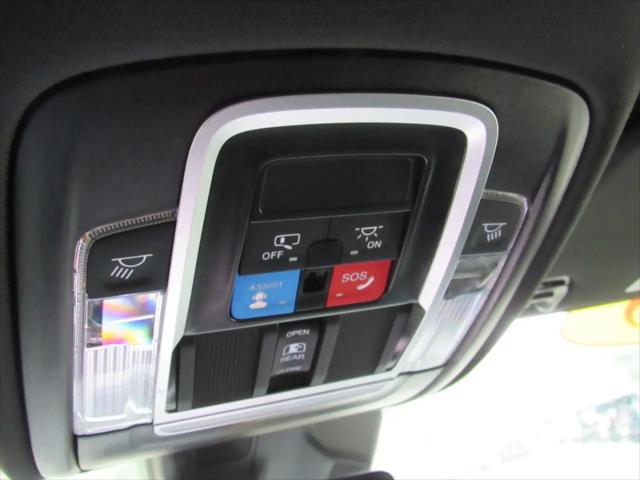 2025 Ram 1500 Laramie Crew Cab 4x4 5'7" Box