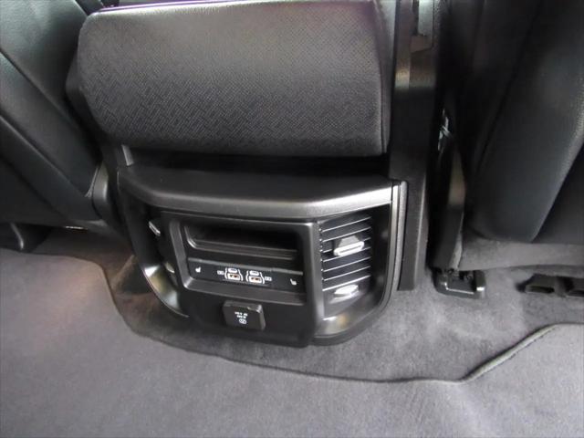2025 Ram 1500 Laramie Crew Cab 4x4 5'7" Box