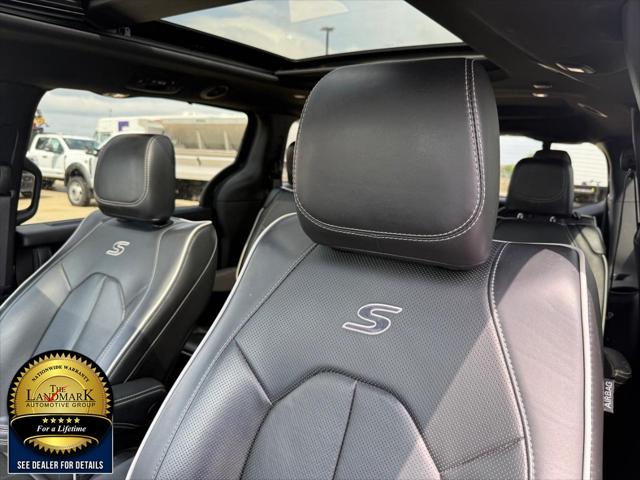2025 Chrysler Pacifica Limited