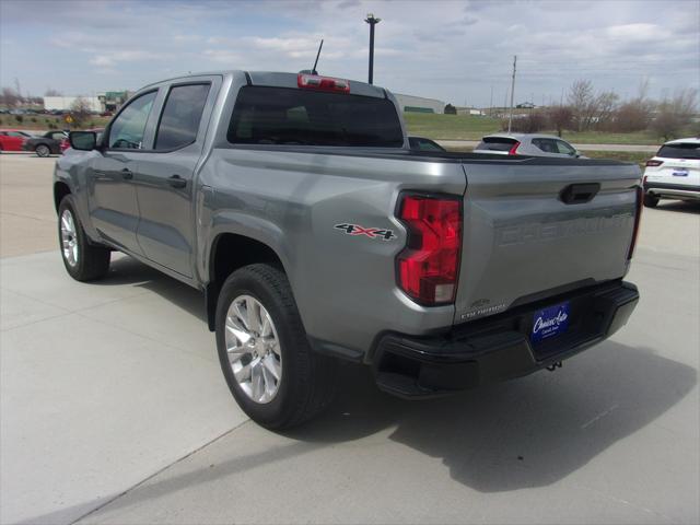 2023 Chevrolet Colorado 4WD Crew Cab Short Box WT