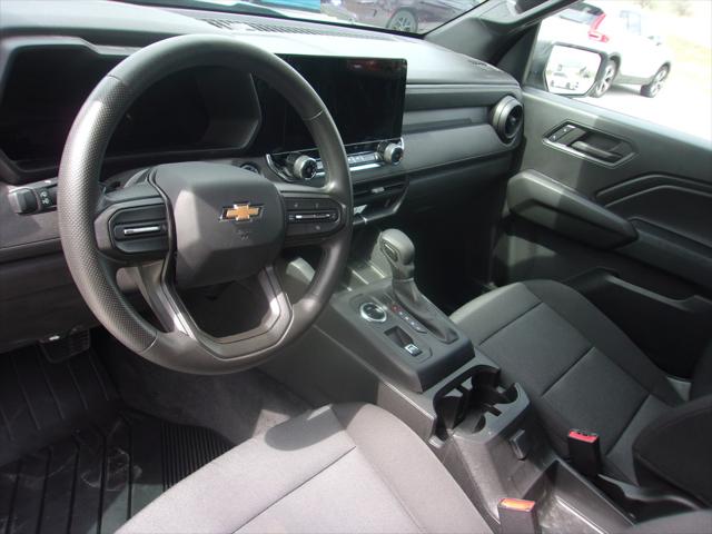 2023 Chevrolet Colorado 4WD Crew Cab Short Box WT