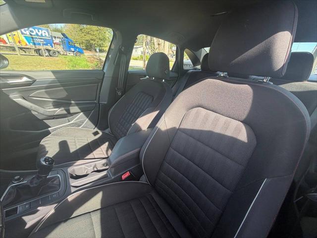 2019 Volkswagen Jetta GLI 2.0T S