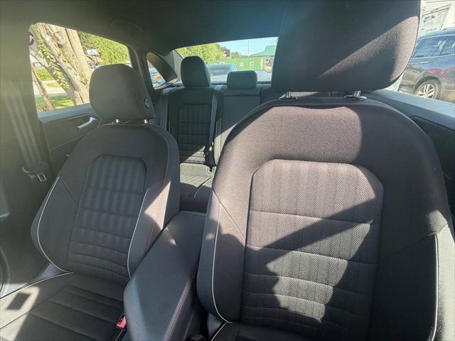 2019 Volkswagen Jetta GLI 2.0T S