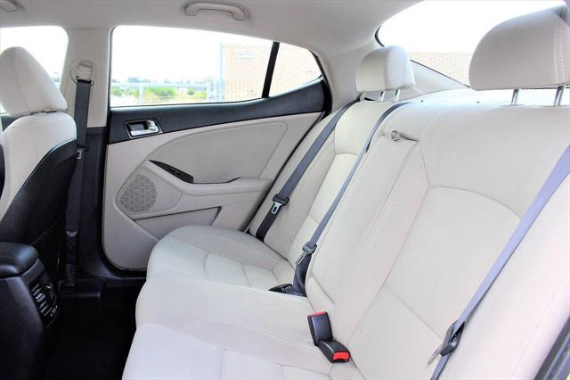 2016 Kia Optima Hybrid Base 4dr Sedan