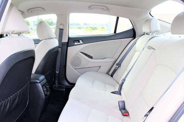 2016 Kia Optima Hybrid Base 4dr Sedan
