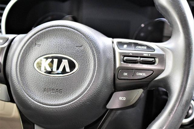 2016 Kia Optima Hybrid Base 4dr Sedan