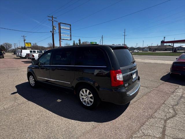 2014 Chrysler Town & Country Touring