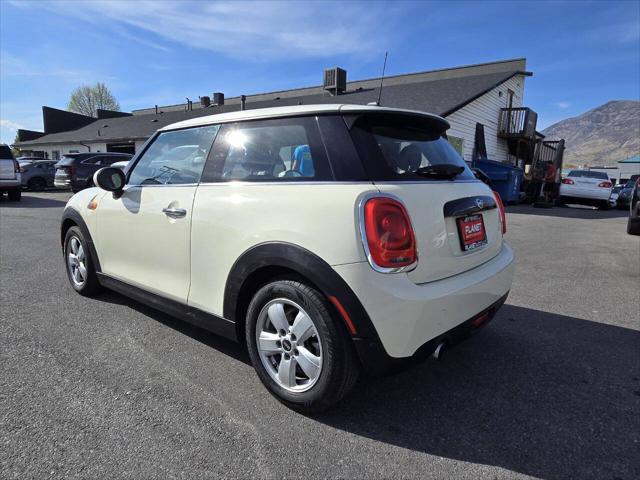 2021 MINI Hardtop Cooper
