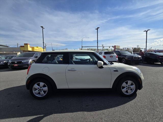 2021 MINI Hardtop Cooper