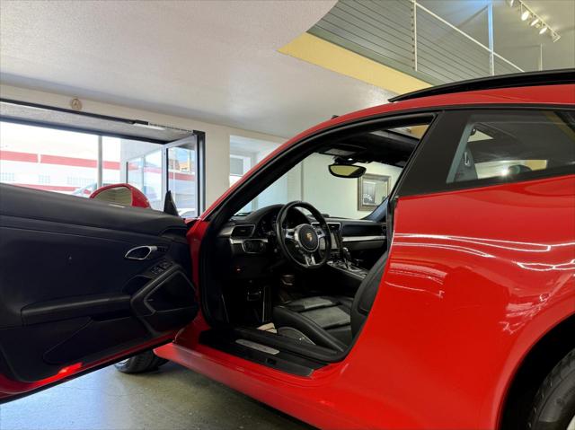 2014 Porsche 911 Carrera