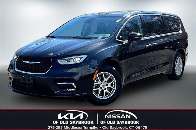 2023 Chrysler Pacifica Touring L for sale in Old Saybrook, CT