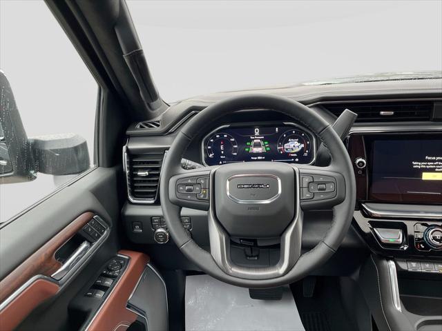 2026 GMC Sierra 2500HD Crew Cab, Standard Bed, Denali Ultimate, 4WD