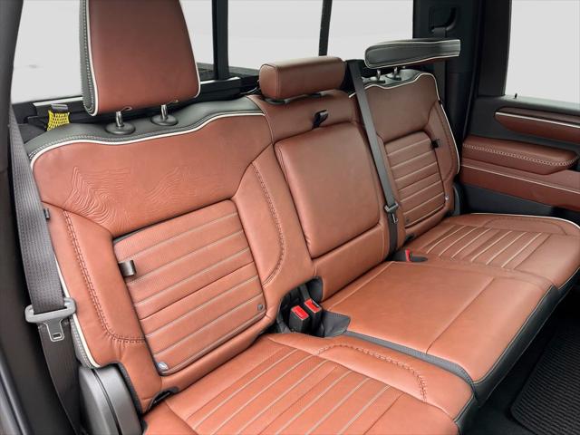 2026 GMC Sierra 2500HD Crew Cab, Standard Bed, Denali Ultimate, 4WD