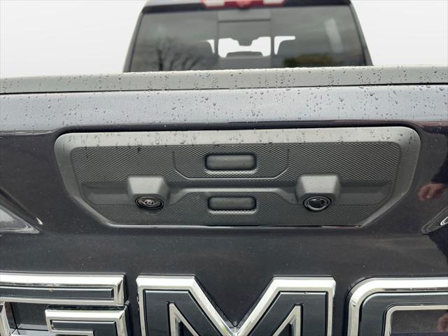 2026 GMC Sierra 2500HD Crew Cab, Standard Bed, Denali Ultimate, 4WD
