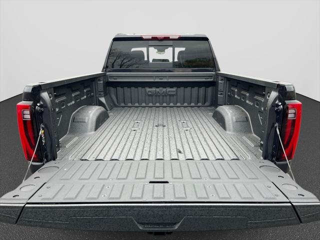 2026 GMC Sierra 2500HD Crew Cab, Standard Bed, Denali Ultimate, 4WD