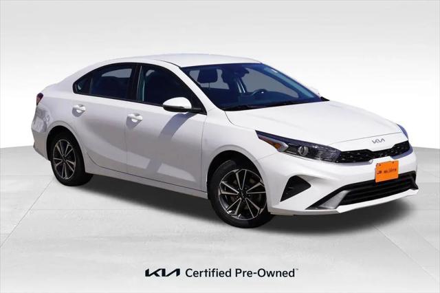 2023 Kia Forte LXS for sale in Lakeville, MN