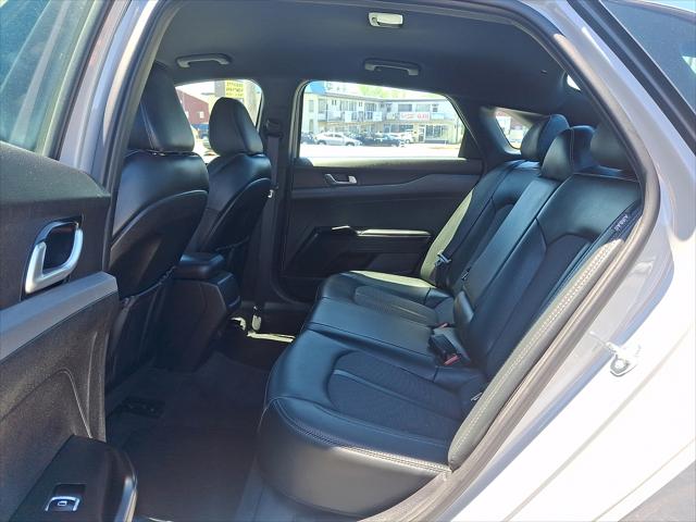 2024 Kia K5 GT-Line