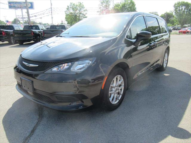 2023 Chrysler Voyager LX for sale in Jefferson City, TN