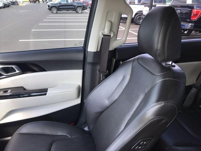 2024 Kia Carnival MPV SX