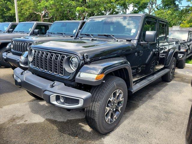 2026 Jeep Gladiator GLADIATOR SAHARA 4X4