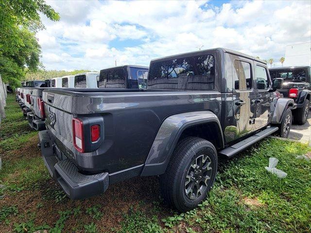 2026 Jeep Gladiator GLADIATOR SAHARA 4X4