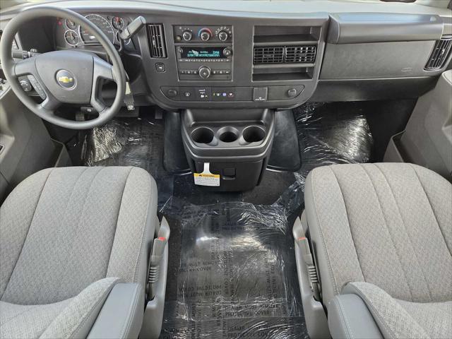 2026 Chevrolet Express Passenger 3500 Extended Wheelbase, LS, RWD