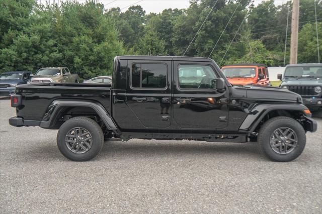 2026 Jeep Gladiator GLADIATOR SPORT S 4X4 2026 Jeep Gladiator GLADIATOR SPORT S 4X4