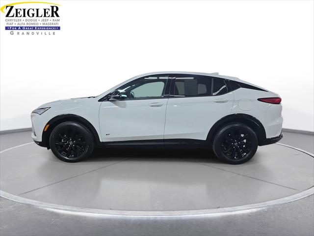 2025 Buick NV Sport Touring FWD