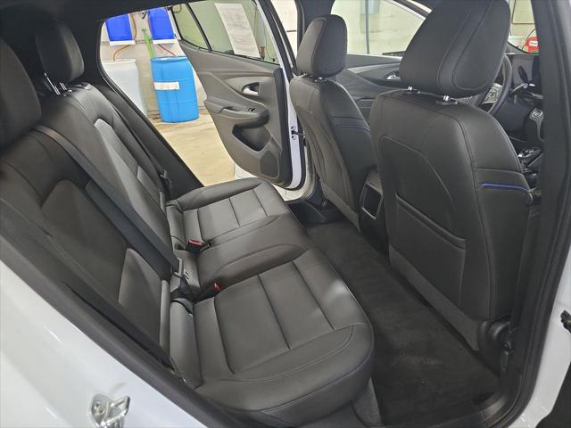 2025 Buick NV Sport Touring FWD