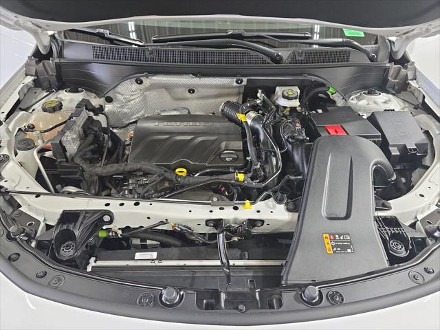 2025 Buick NV Sport Touring FWD