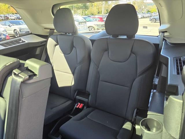 2026 Volvo XC90 Plus, B5 AWD Gas (mild hybrid), Gasoline, Bright, 7 Seats