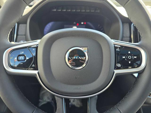 2026 Volvo XC90 Plus, B5 AWD Gas (mild hybrid), Gasoline, Bright, 7 Seats