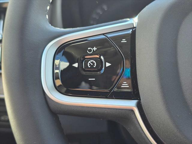 2026 Volvo XC90 Plus, B5 AWD Gas (mild hybrid), Gasoline, Bright, 7 Seats