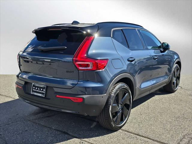 2026 Volvo XC40 Black Edition Ultra, B5 AWD Gas (mild hybrid)