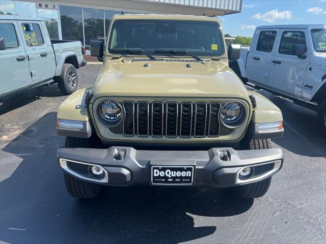 2026 Jeep Gladiator GLADIATOR SAHARA 4X4